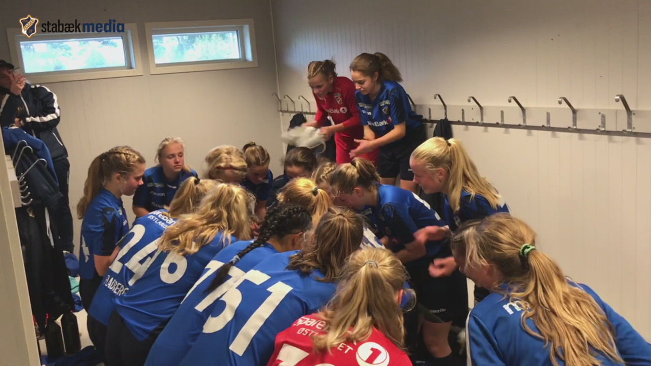 Slik feirer Stabæk J16 NM-final billetten